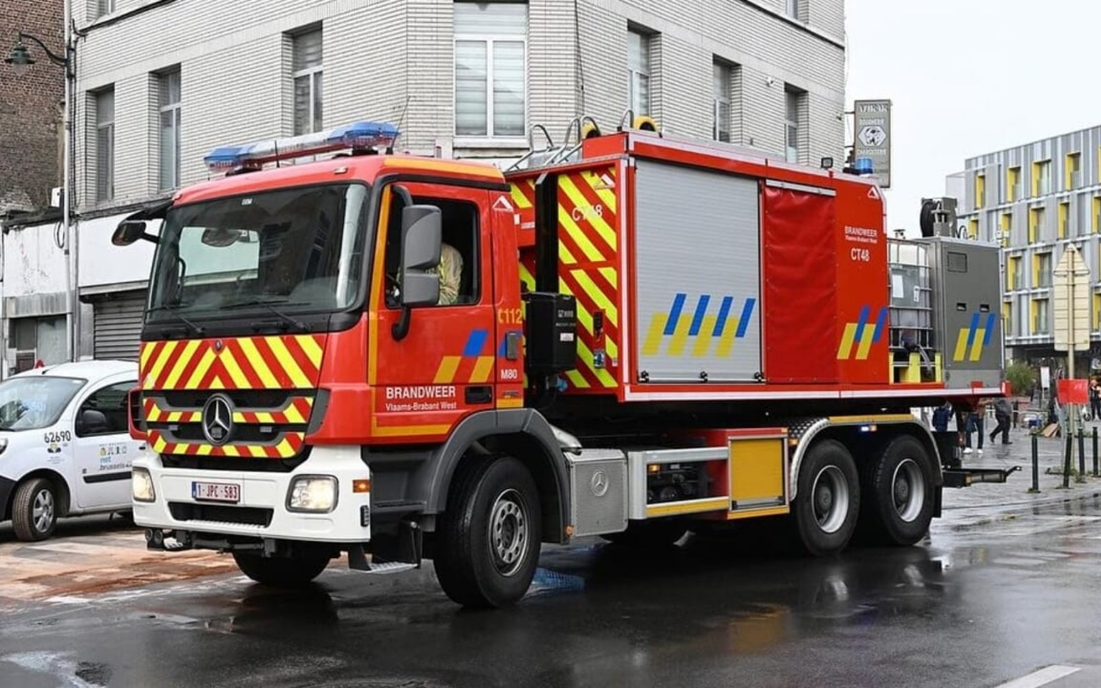 Véhicules prioritaires : comment réagir correctement et éviter une infraction ?